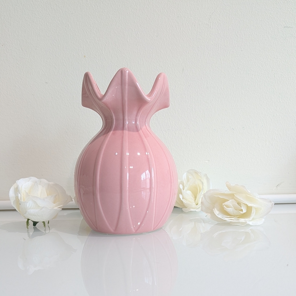 Elegant Pink Ceramic Vase